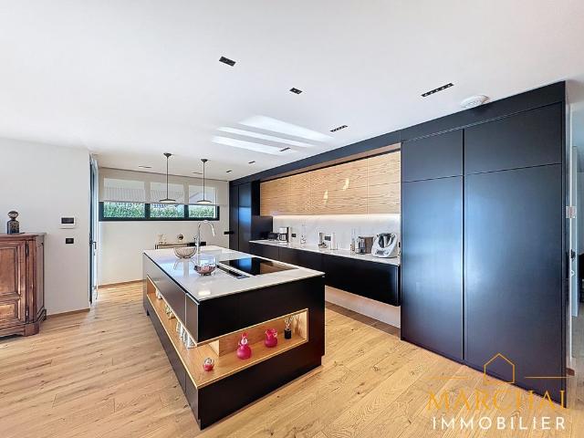 Maison de luxe de 202 m2 en vente Metz, France
