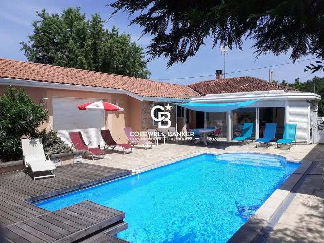 Maison de 4 chambres de luxe en vente à Le Teich, France