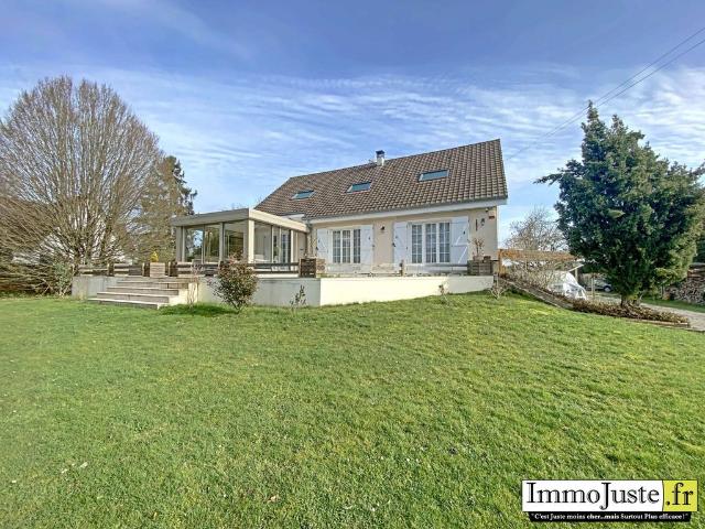 Maison de 4 chambres de luxe en vente à Les Essarts le Roi, Île de France