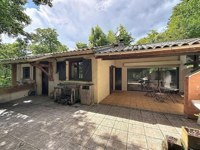 Maison de 4 chambres de luxe en vente à Lyon, France