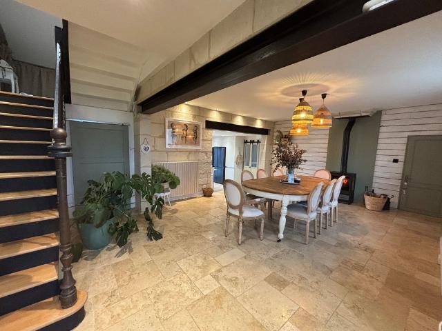 Maison de 4 chambres de luxe en vente à Saumur, France