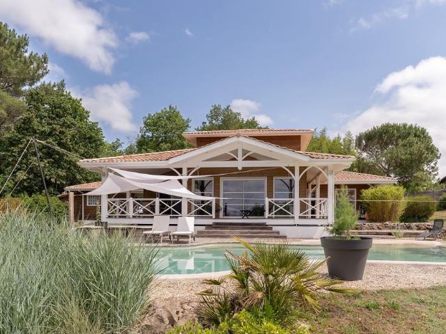 Maison de 4 chambres de luxe en vente à Salles, Nouvelle Aquitaine