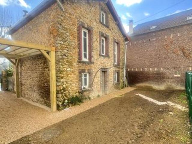 Maison de 4 pièces A RENOVER de 58m² + 50 rez de jardin sur terrain de 146m² en Bord de Seine