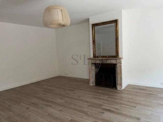 MAISON DE 4 PIECES AVEC JARDIN ET PARKING