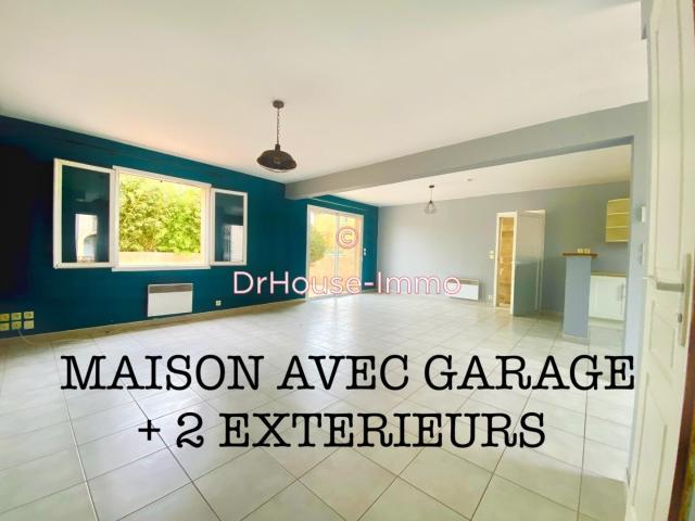 MAISON DE 4 PIECES DE 102 M2 SUR 200 M2 DE TERRAIN AVEC GARAGE T