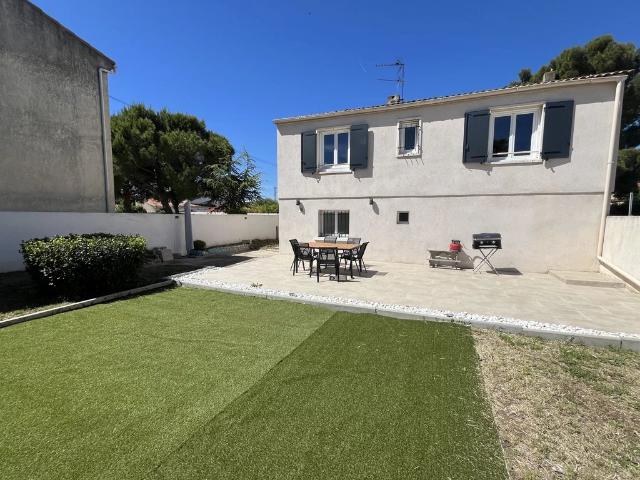 Maison de 4 pièces de luxe en vente à Marignane, Provence Alpes Côte d'Azur
