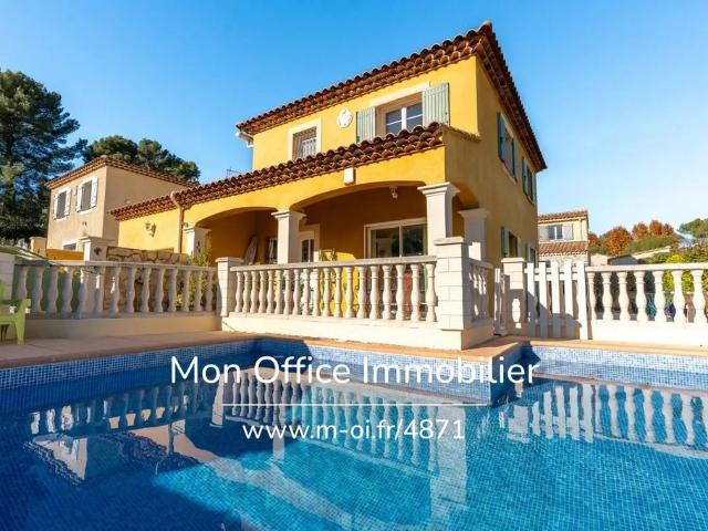 Maison de 4 pièces de luxe en vente à Aubagne, Provence Alpes Côte d'Azur