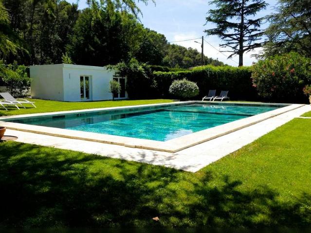 Maison de 4 pièces de luxe en vente à Aix en Provence, France