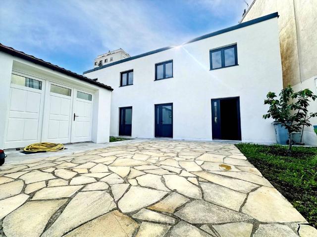Maison de 4 pièces de luxe en vente à Arcueil, Île de France