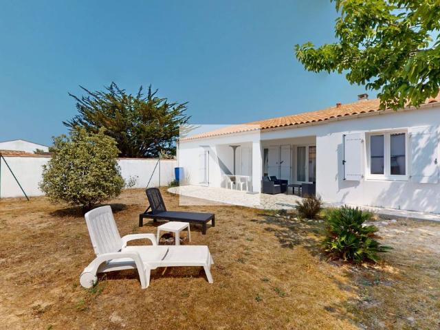 Maison de 4 pièces de luxe en vente à Ars en Ré, France