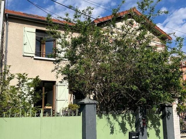 Maison de 4 pièces de luxe en vente à Bagnolet, France