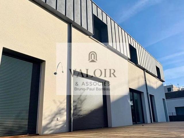 Maison de 4 pièces de luxe en vente à Bègles, France
