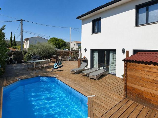 Maison de 4 pièces de luxe en vente à Callian, Provence Alpes Côte d'Azur