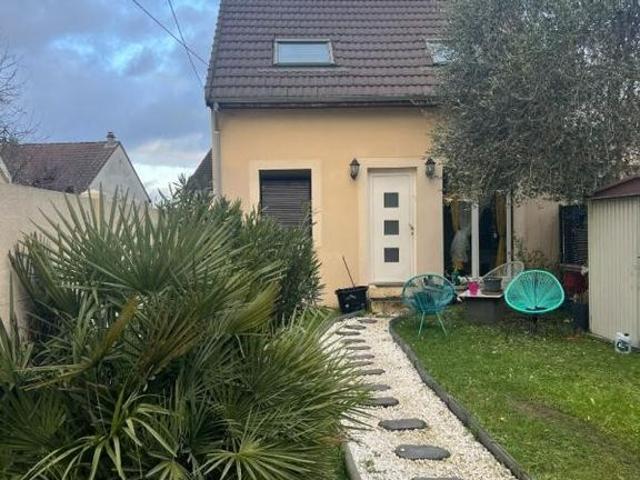 Maison de 4 pièces de luxe en vente à Champigny sur Marne, Île de France