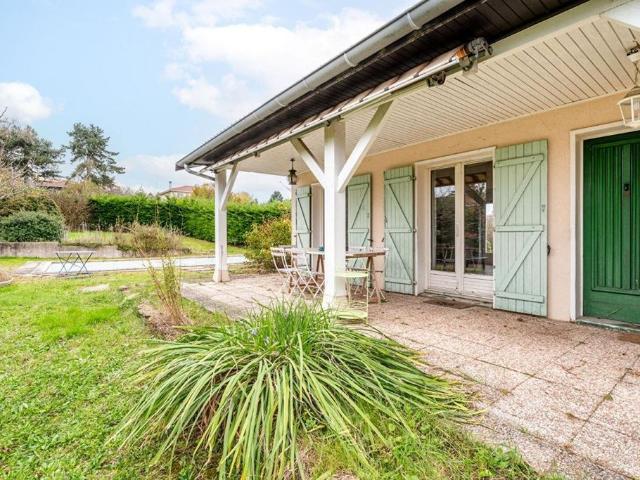 Maison de 4 pièces de luxe en vente à La Tour de Salvagny, France