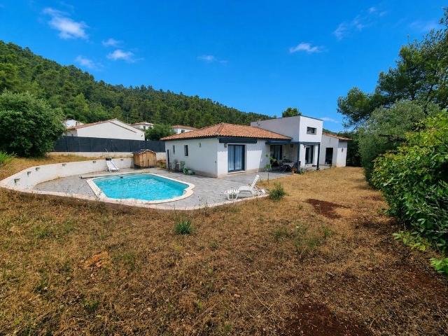 Maison de 4 pièces de luxe en vente à Le Luc, France