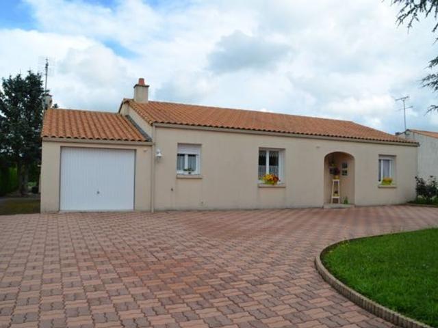Maison de 4 pièces de luxe en vente à Sainte Hermine, Pays de la Loire