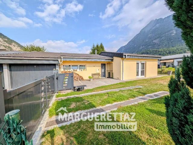 Maison de 4 pièces de luxe en vente à Taninges, France
