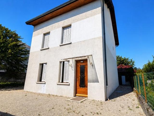 Maison de 4 pièces principales