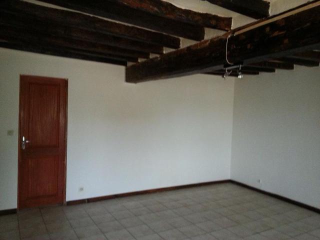 Maison de 58m2 à louer sur Escorpain