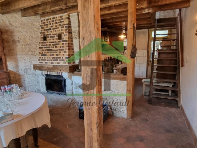 Maison de 59m2 à acheter 66000 € à Villemaury