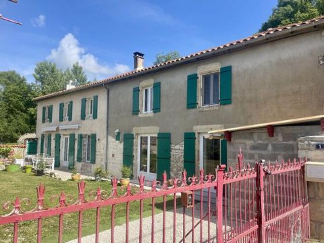 Maison de 5 chambre, non mitoyenne, au calme