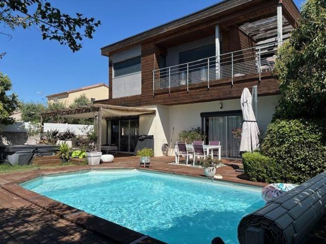 Maison de 5 chambres de luxe en location à Lattes, Occitanie