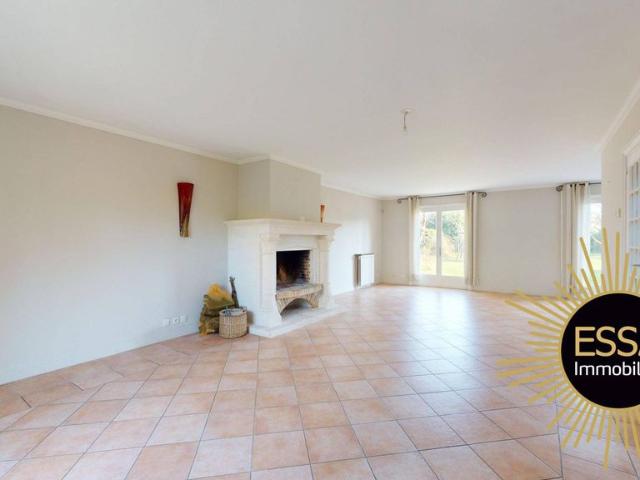 Maison de 5 chambres de luxe en vente à Chavenay, Île de France