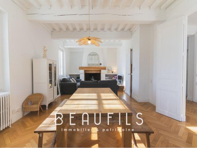 Maison de luxe de 9 pièces en vente à Aigues Mortes, France