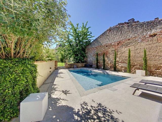 Maison de 5 chambres de luxe en vente à Albi, France