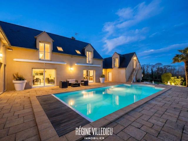 Maison de 5 chambres de luxe en vente à Brillevast, France