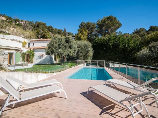 Maison de 5 chambres de luxe en vente à La Turbie, France