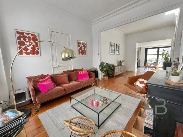 Maison de 5 chambres de luxe en vente à Lille, Hauts de France