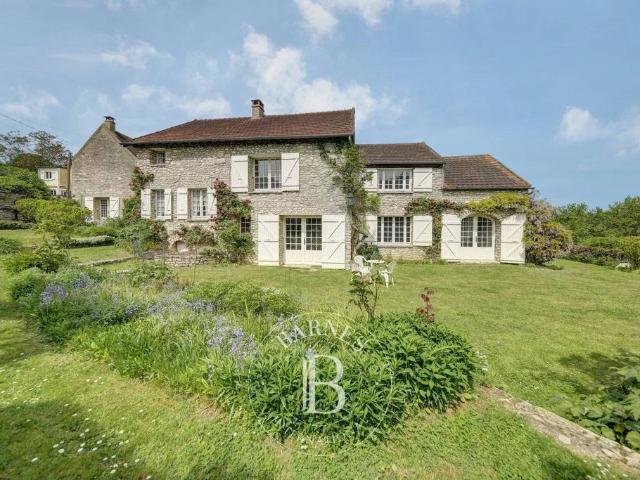 Maison de 5 chambres de luxe en vente à Montainville, Île de France