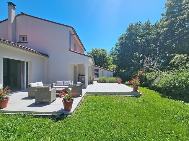 Maison de 5 chambres de luxe en vente à Saint Orens de Gameville, Occitanie