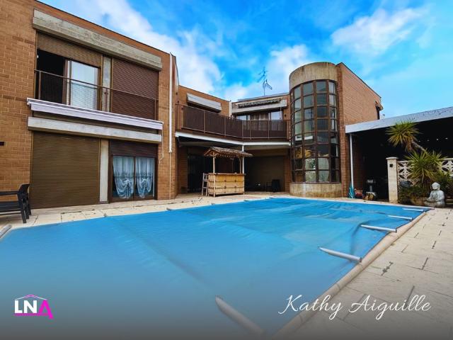 Maison de 5 chambres de luxe en vente à Port La Nouvelle, France