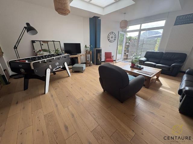 Maison de 5 chambres de luxe en vente à Roncq, Hauts de France