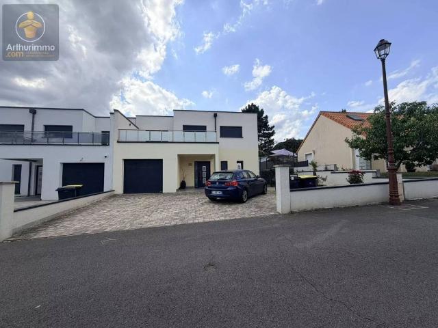 Maison de 5 chambres de luxe en vente à Woippy, Grand Est