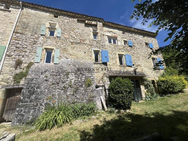 Maison de luxe de 6 chambres en vente à Vesc, France