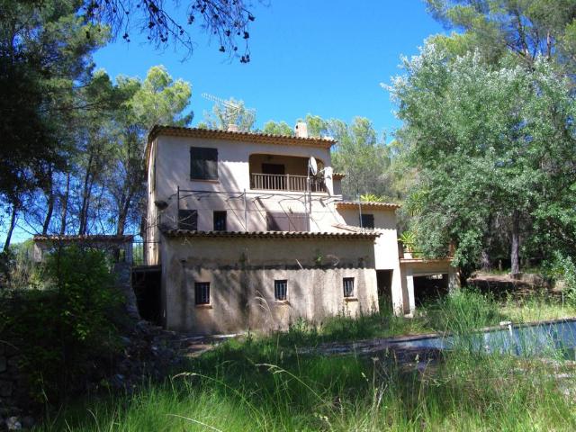 Maison de 5 chambres de luxe en vente à Villecroze, Provence Alpes Côte d'Azur