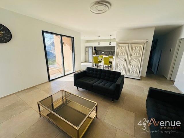 MAISON DE 5 PIÃ?CES