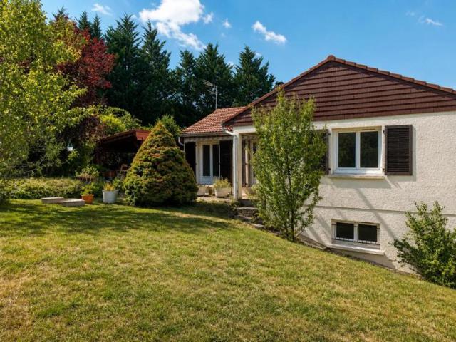 Maison de 5 pièces 108 m², terrain 1 500 m², garage