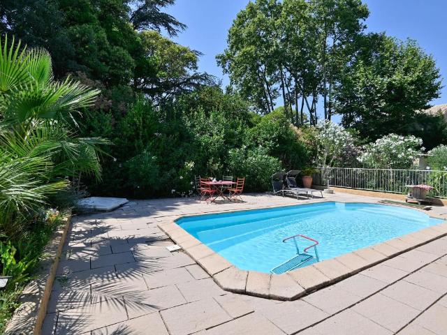 Maison de 5 pièces de 162 m² à Avignon