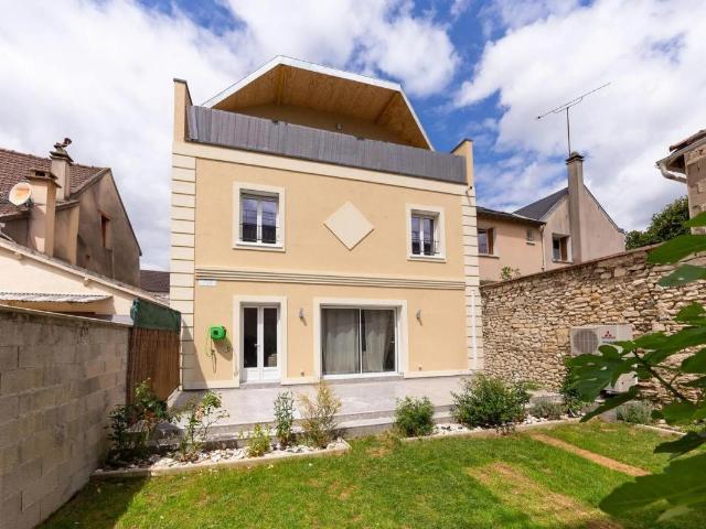 Maison de 5 pièces de 190 m² située à Limay