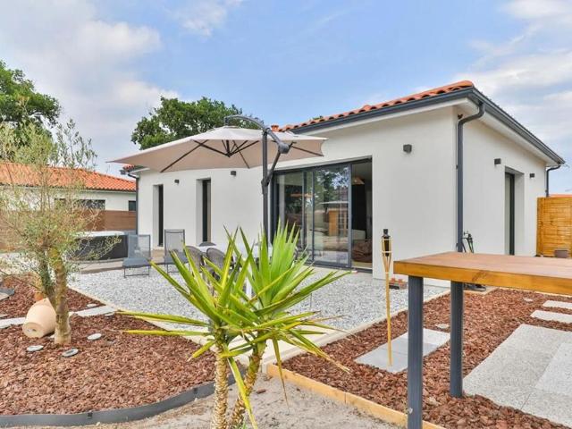 Maison de 5 pièces de luxe en vente à Mimizan, Nouvelle Aquitaine