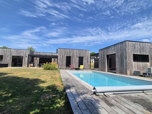 Maison de 5 pièces de luxe en vente à Moëlan sur Mer, France