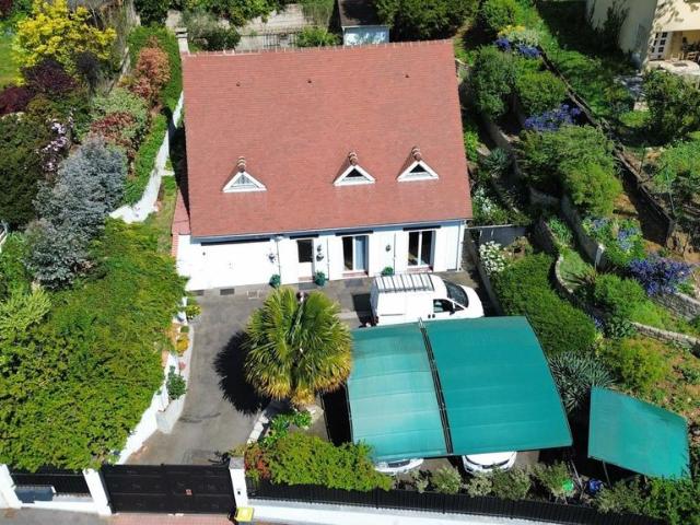 Maison de 5 pièces de luxe en vente à Montmorency, Île de France