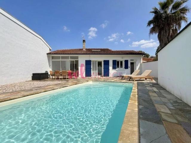 Maison de 5 pièces de luxe en vente à Ondres, Nouvelle Aquitaine