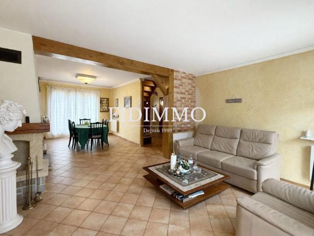 Maison de 5 pièces de luxe en vente à Ormesson sur Marne, France