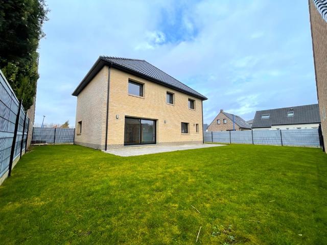 Maison de 5 pièces de luxe en vente à Annœullin, Hauts de France